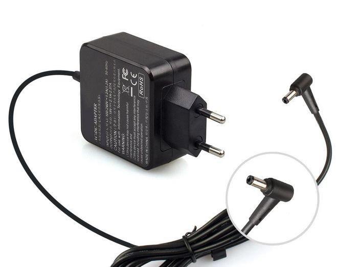 CoreParts Napajalnik za Toshiba 45W 19V 2.37