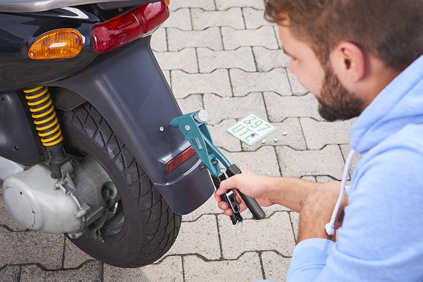Novus Klešče za kovičenje N-120 VARIO
